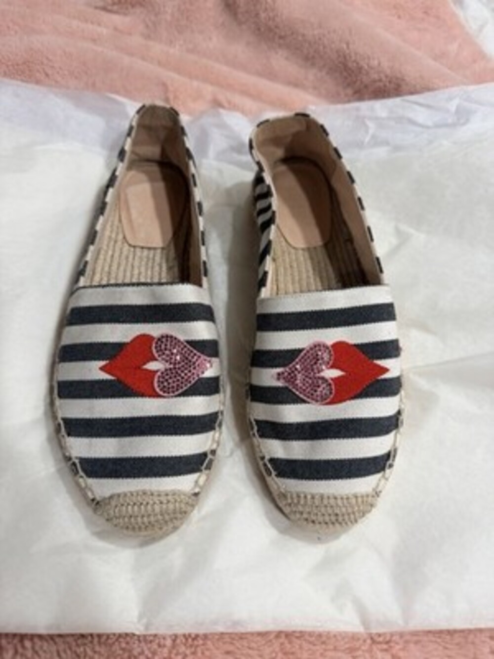 Kate Spade Gimlet Heart Lips Espadrille Flats Size 7.5